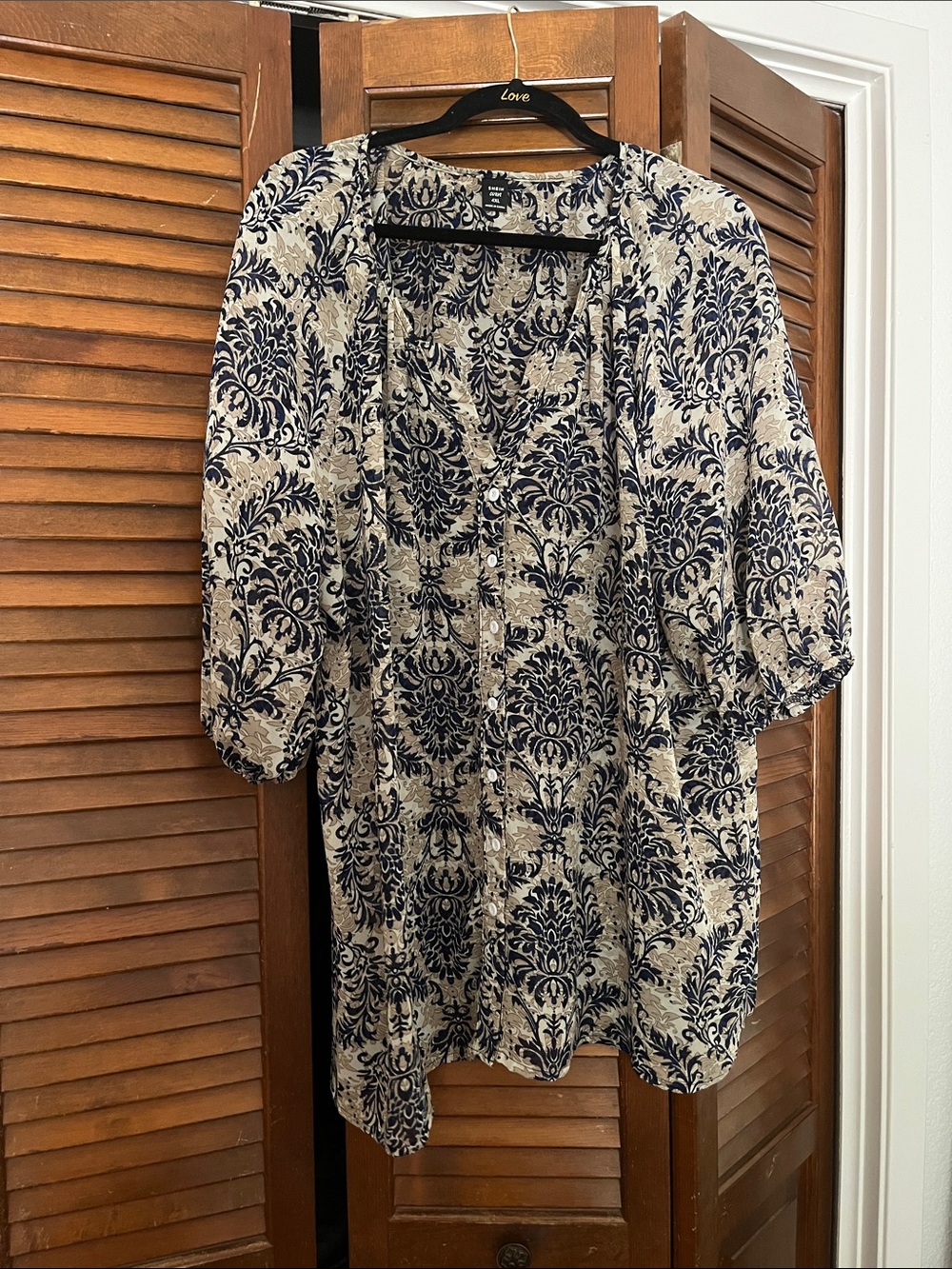 SHEIN Beige and Navy Floral Button-Front Blouse